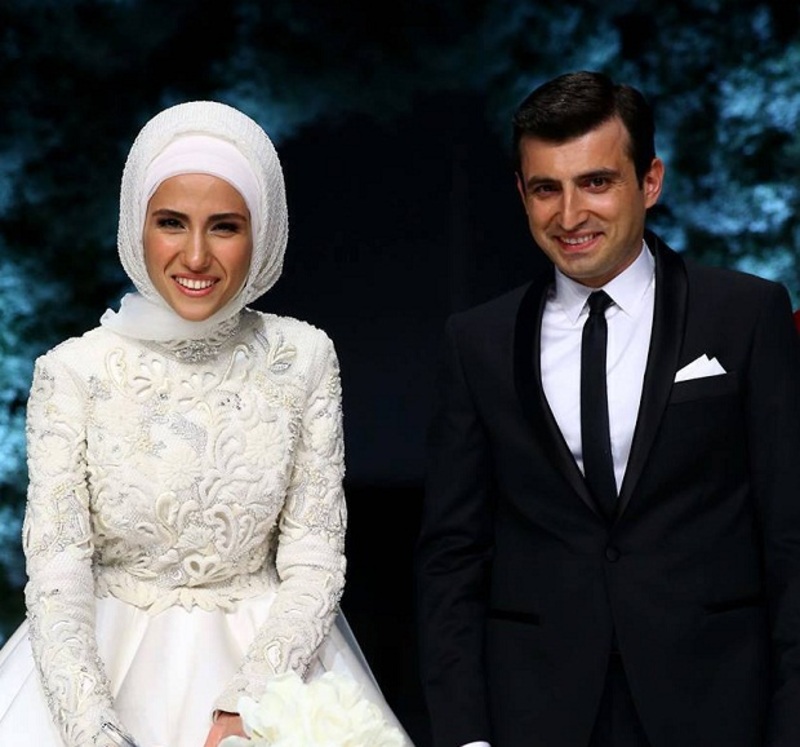 صور وفيديو تنشر للمرة الأولى من حفل زفاف ابنة الرئيس أردوغان سمية على سلجوق بيرقدار